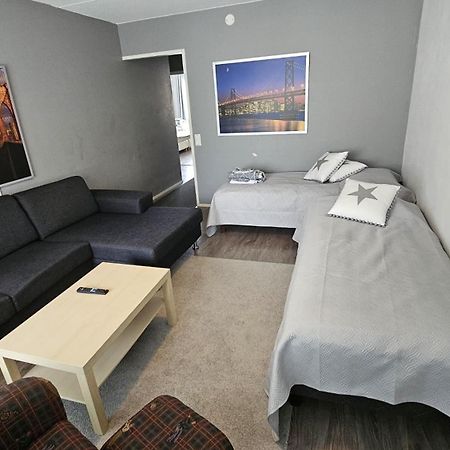 Tilava Kaksio, Saunalla Ja Saehkoeauton Latauksella. Tampere Extérieur photo